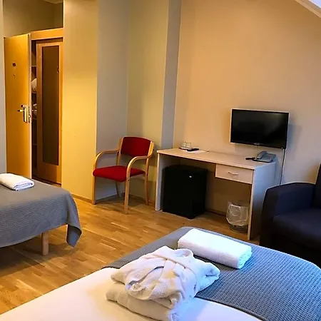 Von Rosen (adults Only) 3*