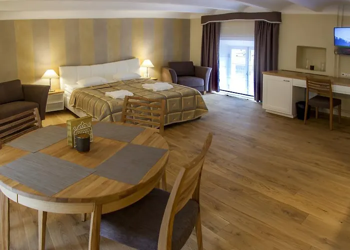 Von Rosen (adults Only) Mäetaguse